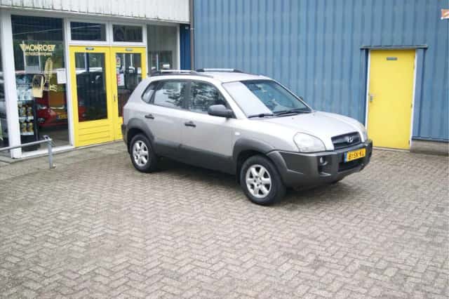 Hyundai Tucson (2006) thumbnail 6
