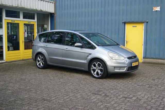 Ford S-Max (2006) thumbnail 3