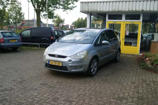 Ford S-Max (2006) thumbnail 4