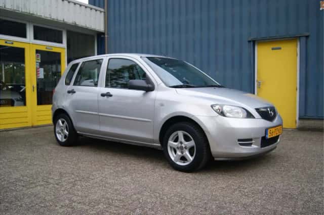 Mazda 2 (2005) thumbnail 4