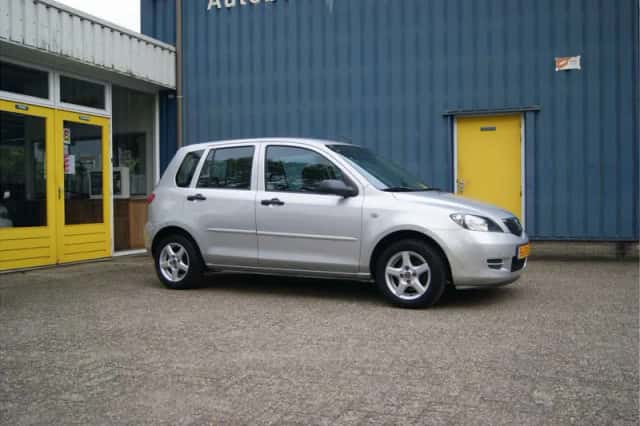 Mazda 2 (2005) thumbnail 6