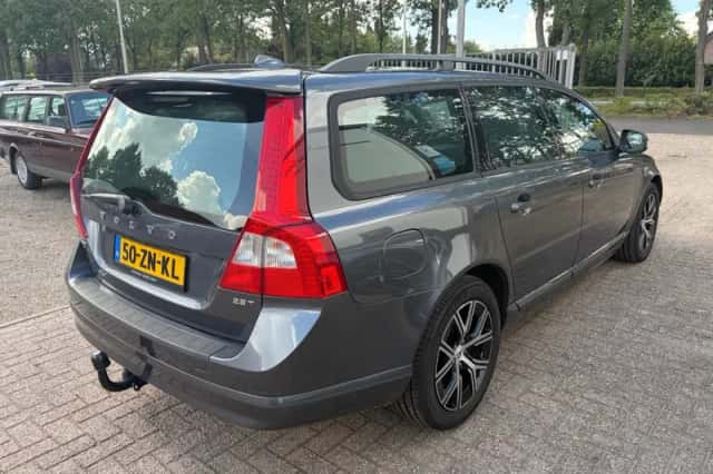 Volvo V70 (2008) thumbnail 4