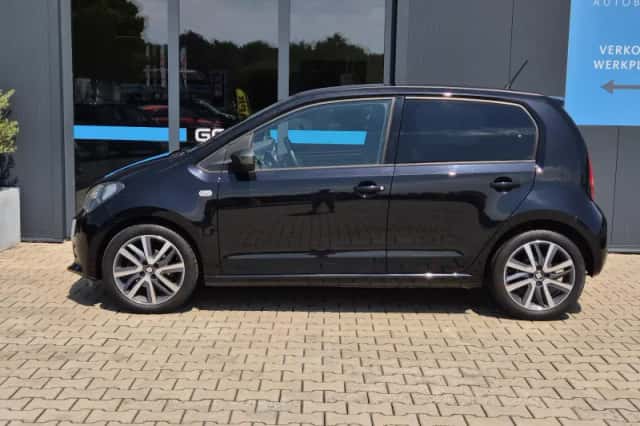 SEAT Mii (2016) thumbnail 3