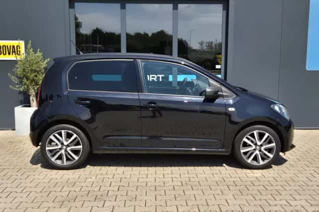 SEAT Mii (2016) thumbnail 4