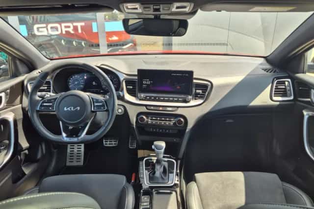Kia Ceed (2024) thumbnail 6