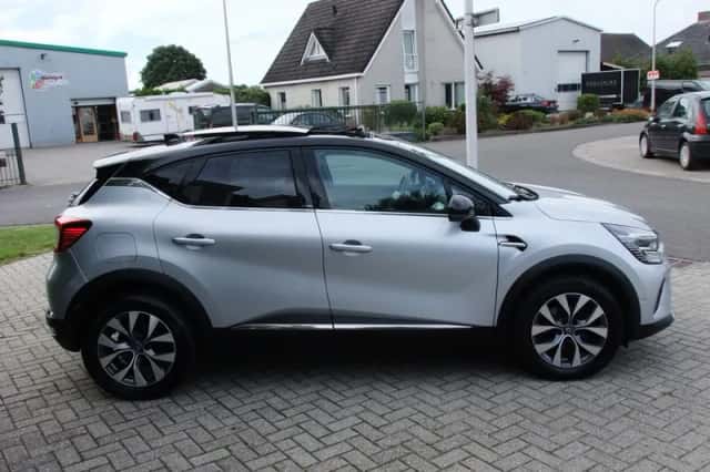 Renault Captur (2020) thumbnail 6