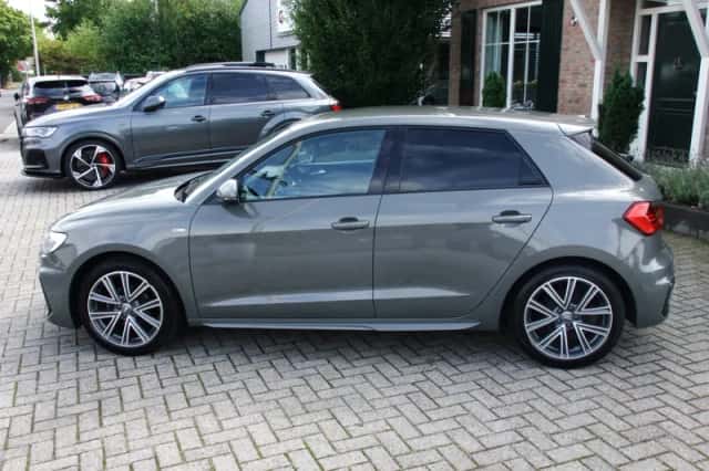 Audi A1-sportback (2020) thumbnail 2