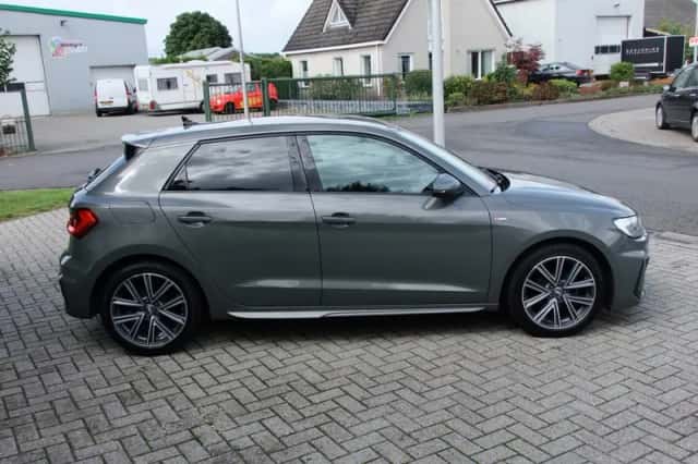 Audi A1-sportback (2020) thumbnail 6