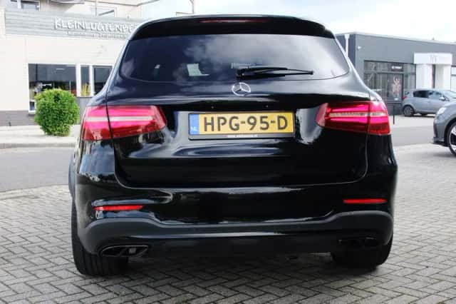 Mercedes-Benz GLC-Klasse (2017) thumbnail 4