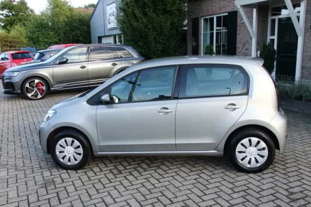 Volkswagen Up (2021) thumbnail 3