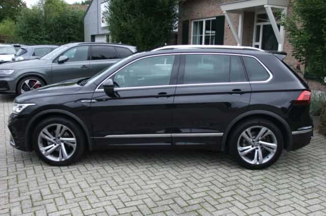 Volkswagen Tiguan (2022) thumbnail 3