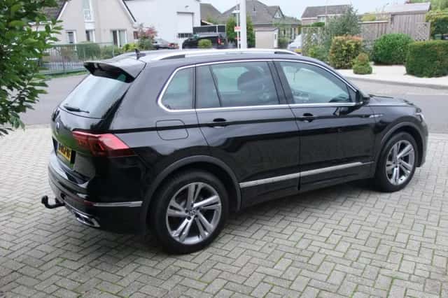 Volkswagen Tiguan (2022) thumbnail 5