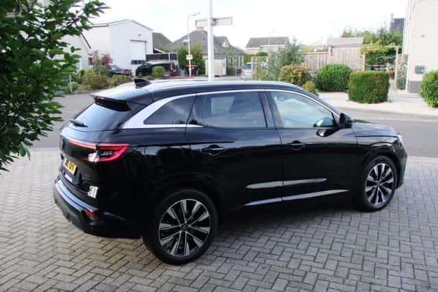Renault Austral (2023) thumbnail 4