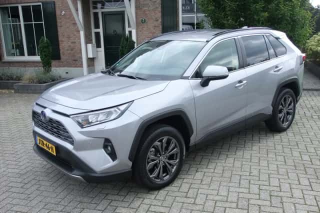 Toyota RAV4 (2025) thumbnail 1