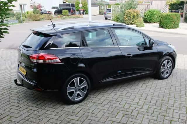 Renault Clio (2015) thumbnail 4