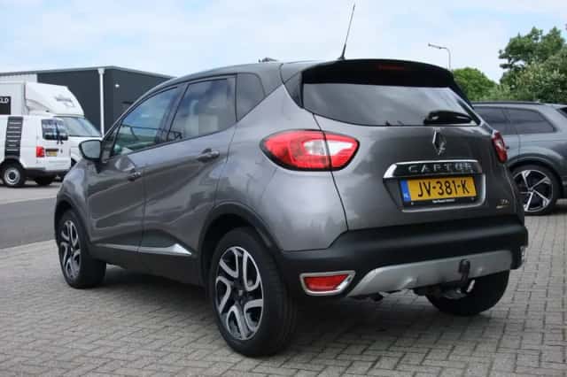Renault Captur (2016) thumbnail 4