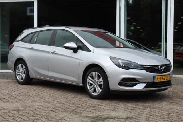 Opel Astra (2021) thumbnail 2