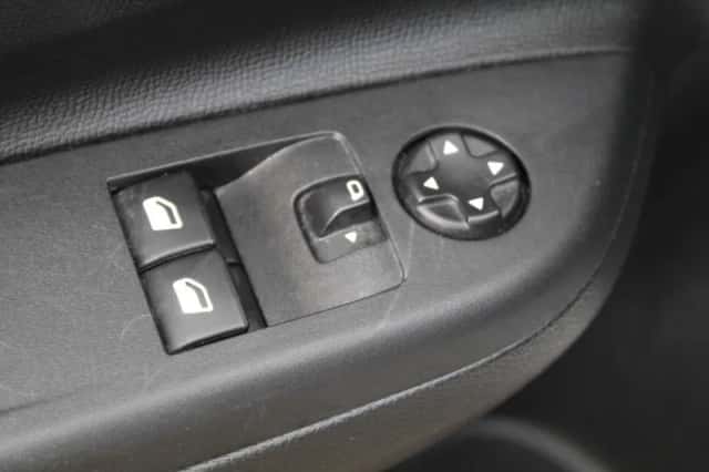 Opel Corsa (2020) thumbnail 6
