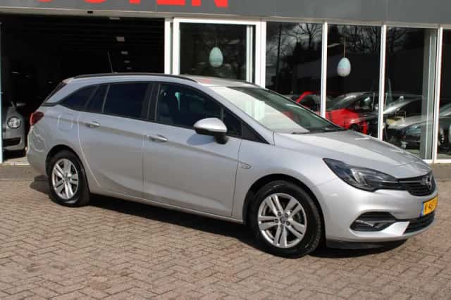 Opel Astra (2021) thumbnail 2