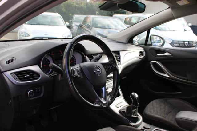 Opel Astra (2021) thumbnail 5