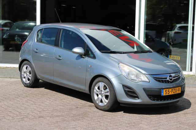 Opel Corsa (2011) thumbnail 2