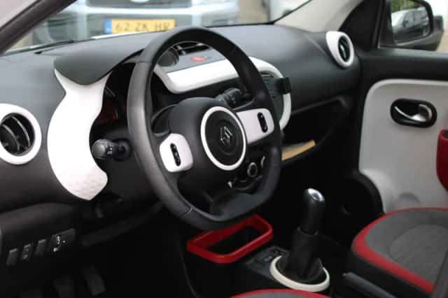 Renault Twingo (2018) thumbnail 4