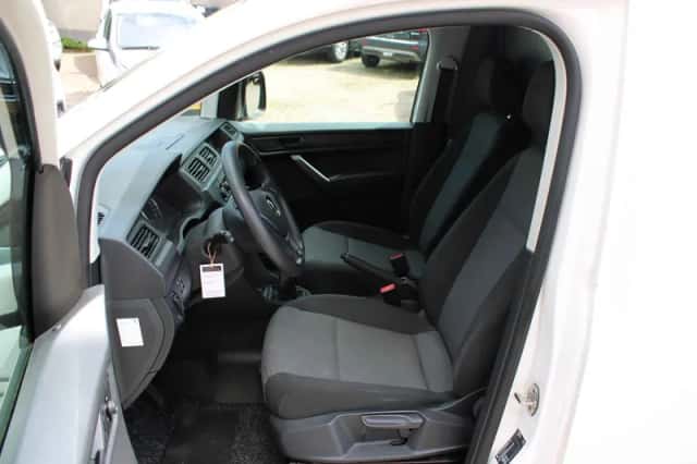 Volkswagen Caddy (2015) thumbnail 5