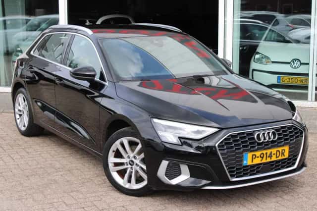 Audi A3 (2022) thumbnail 2