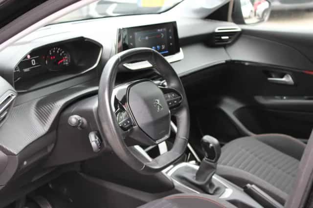 Peugeot 208 (2021) thumbnail 4