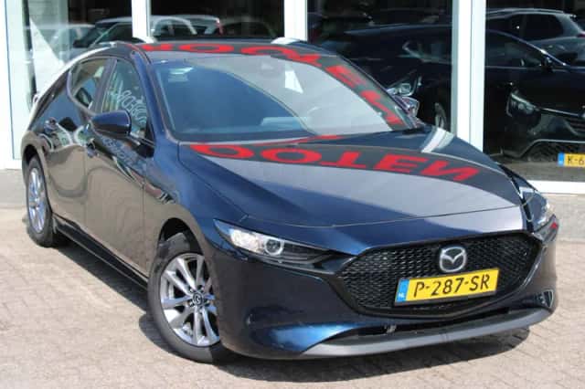 Mazda 3 (2022) thumbnail 2