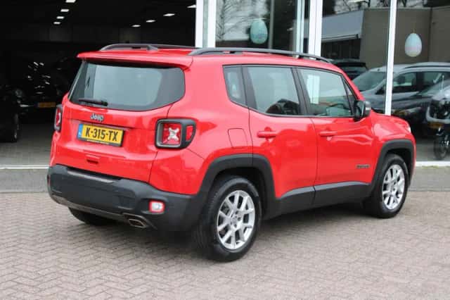 Jeep Renegade (2021) thumbnail 3