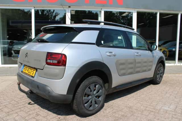 Citroën C4 Cactus (2015) thumbnail 3