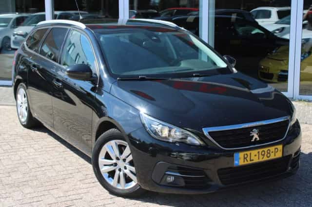 Peugeot 308 (2018) thumbnail 2