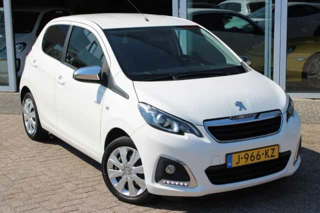Peugeot 108 (2020) thumbnail 2