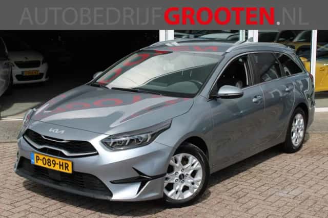 Kia Ceed (2022) thumbnail 1