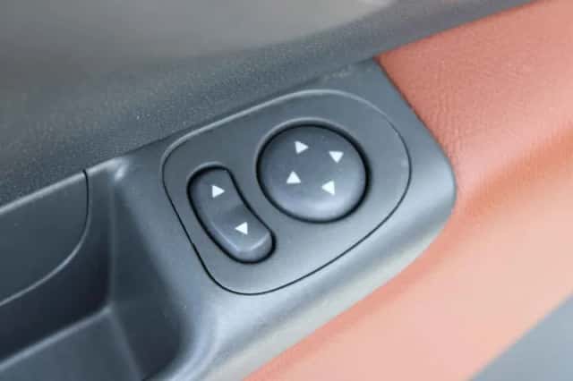 Fiat 500C (2013) thumbnail 6
