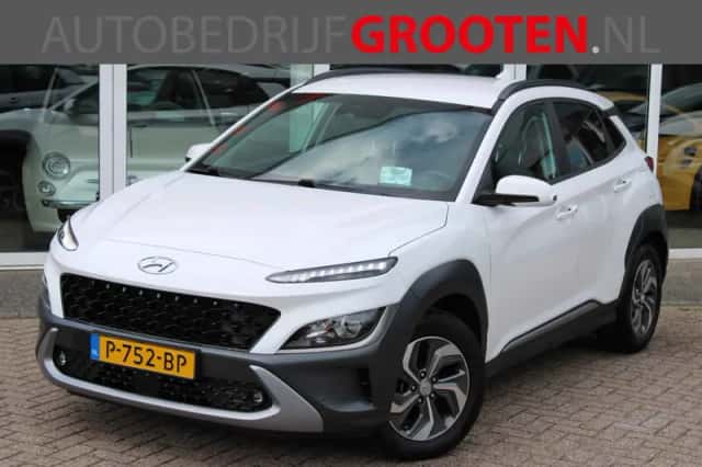 Hyundai Kona (2022) thumbnail 1