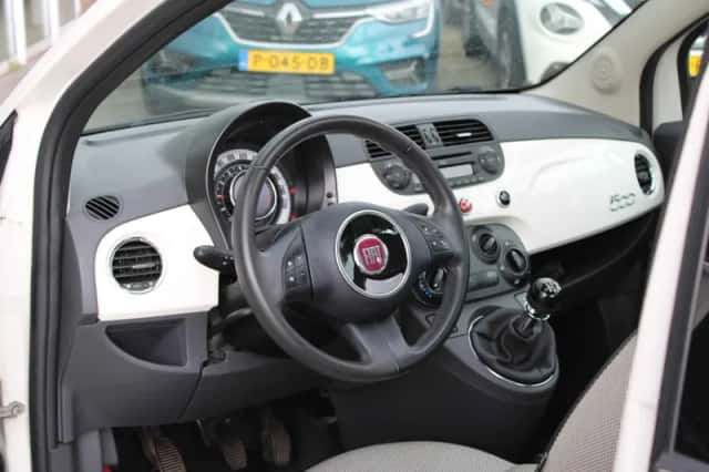 Fiat 500 (2009) thumbnail 4