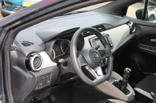 Nissan Micra (2018) thumbnail 4