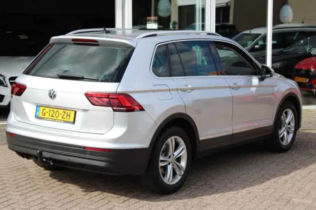 Volkswagen Tiguan (2020) thumbnail 3
