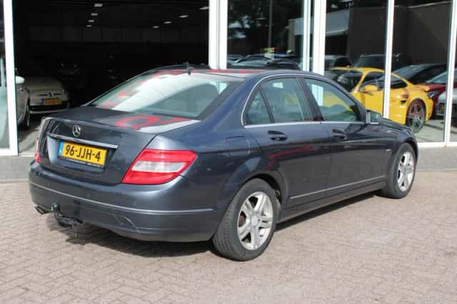 Mercedes-Benz C-Klasse (2009) thumbnail 3