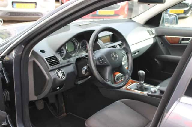 Mercedes-Benz C-Klasse (2009) thumbnail 5