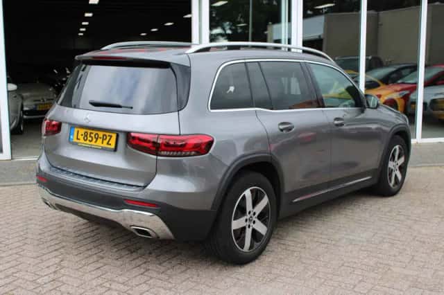 Mercedes-Benz GLB-Klasse (2021) thumbnail 3