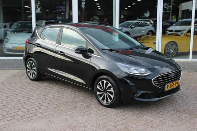 Ford Fiesta (2022) thumbnail 2
