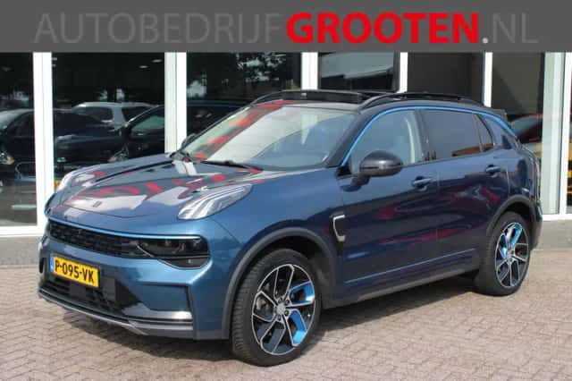 Lynk & Co 01 (2022) thumbnail 1