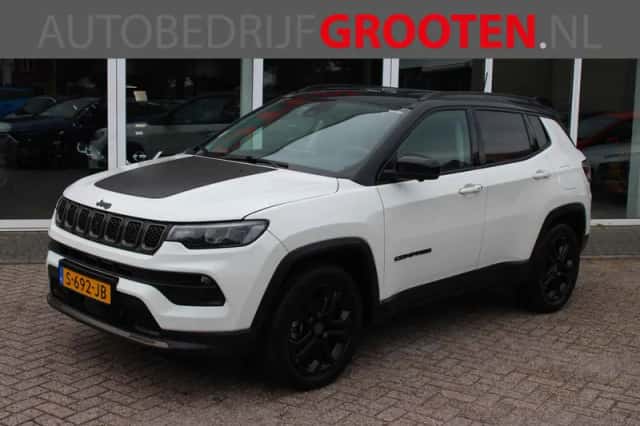 Jeep Compass (2023) thumbnail 1