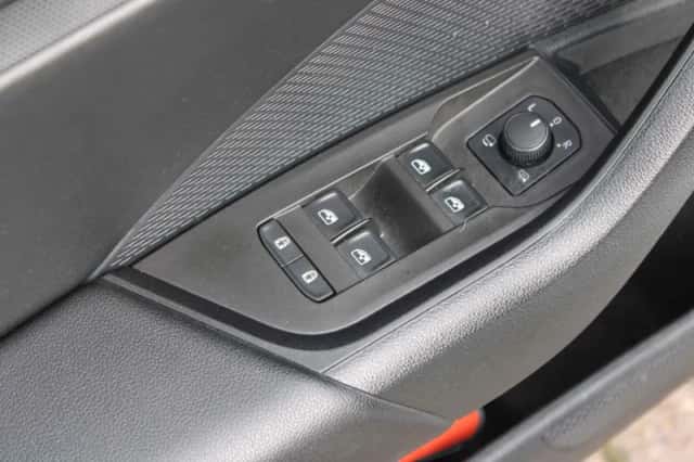 Škoda Octavia (2021) thumbnail 6