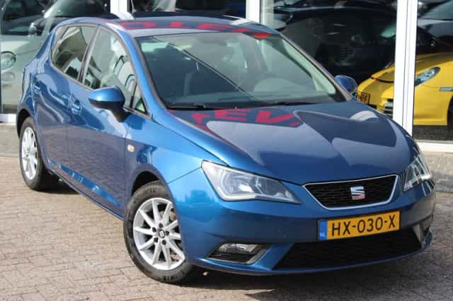 SEAT Ibiza (2016) thumbnail 2