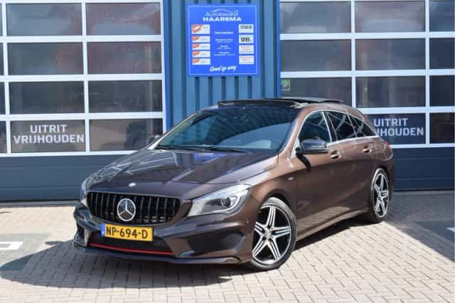 Mercedes-Benz CLA-Klasse (2015) thumbnail 1