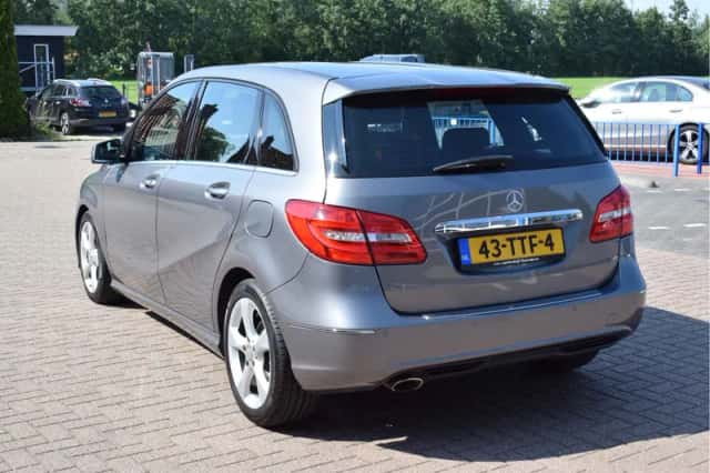 Mercedes-Benz B-Klasse (2012) thumbnail 3